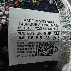 Converse All Star Womens 7.5 (US) Green Low Top Sneakers - Flower Print Inside